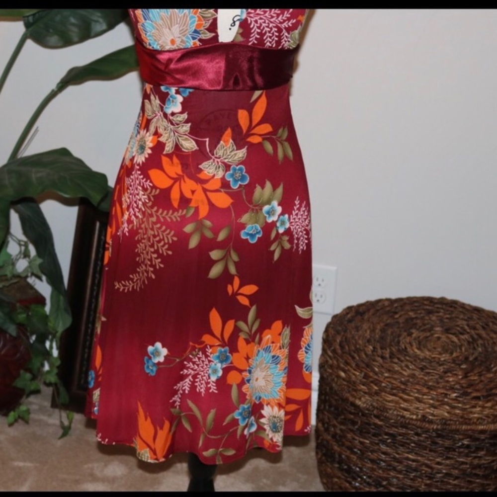Beautiful summer dress - Picture 3 of 7